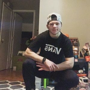 Meet your Posher, Brandon